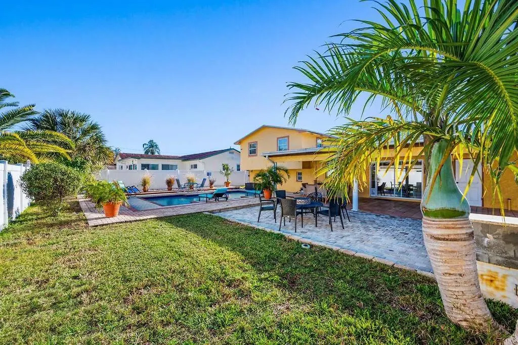 Luxury Heated Salt Pool House In Perfect Location! Vila Tampa Casa de Férias