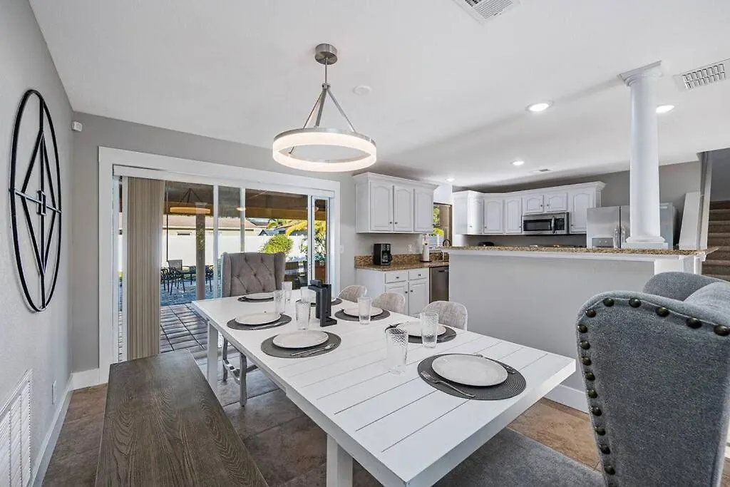 Casa de Férias Luxury Heated Salt Pool House In Perfect Location! Vila Tampa