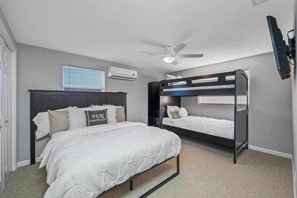 Luxury Heated Salt Pool House In Perfect Location! Vila Tampa 0*,