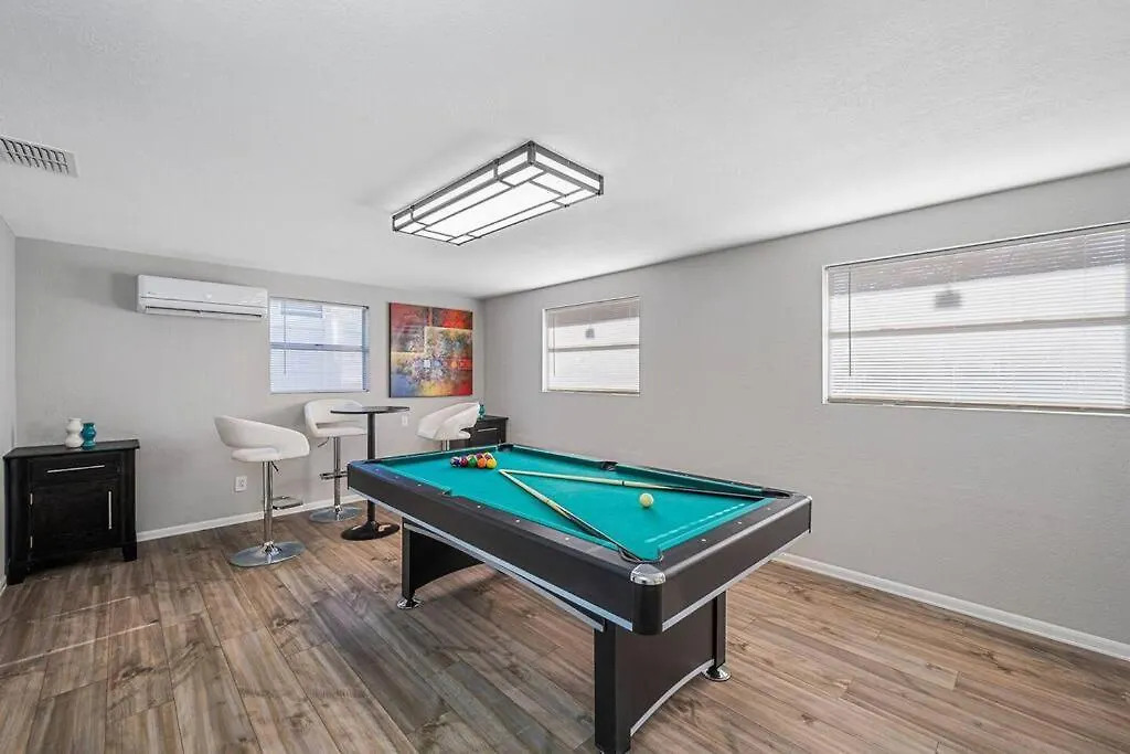 Luxury Heated Salt Pool House In Perfect Location! Vila Tampa Estados Unidos da América