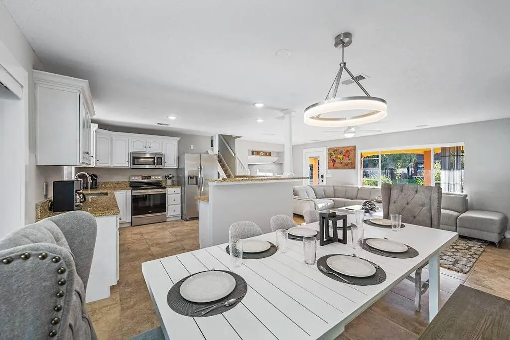 Luxury Heated Salt Pool House In Perfect Location! Vila Tampa Casa de Férias