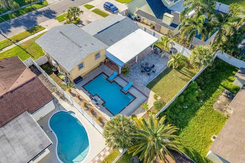 Casa de Férias Luxury Heated Salt Pool House In Perfect Location! Vila Tampa